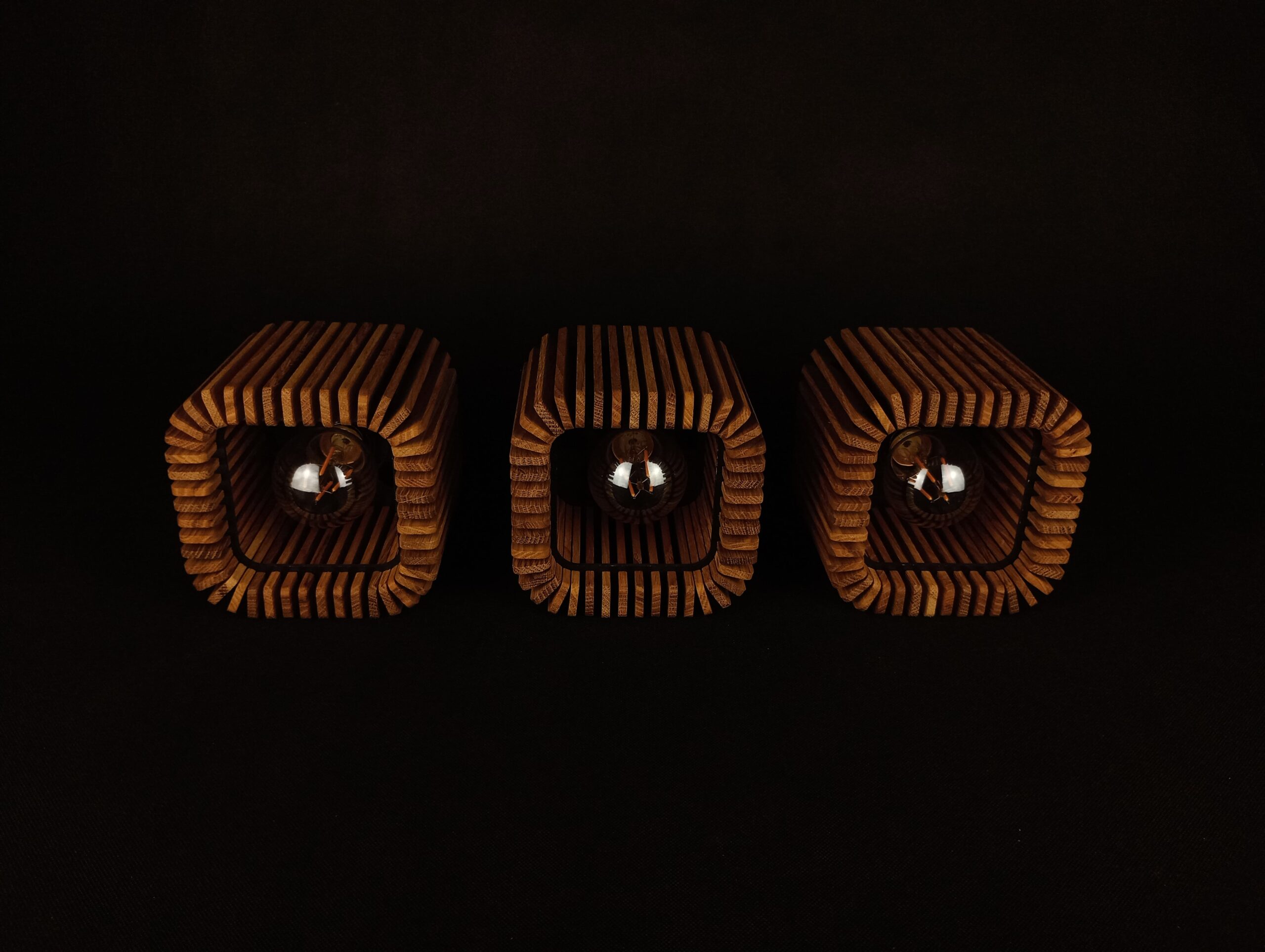 Lampa potrójna kwadraty małe w linii - obrazek 5