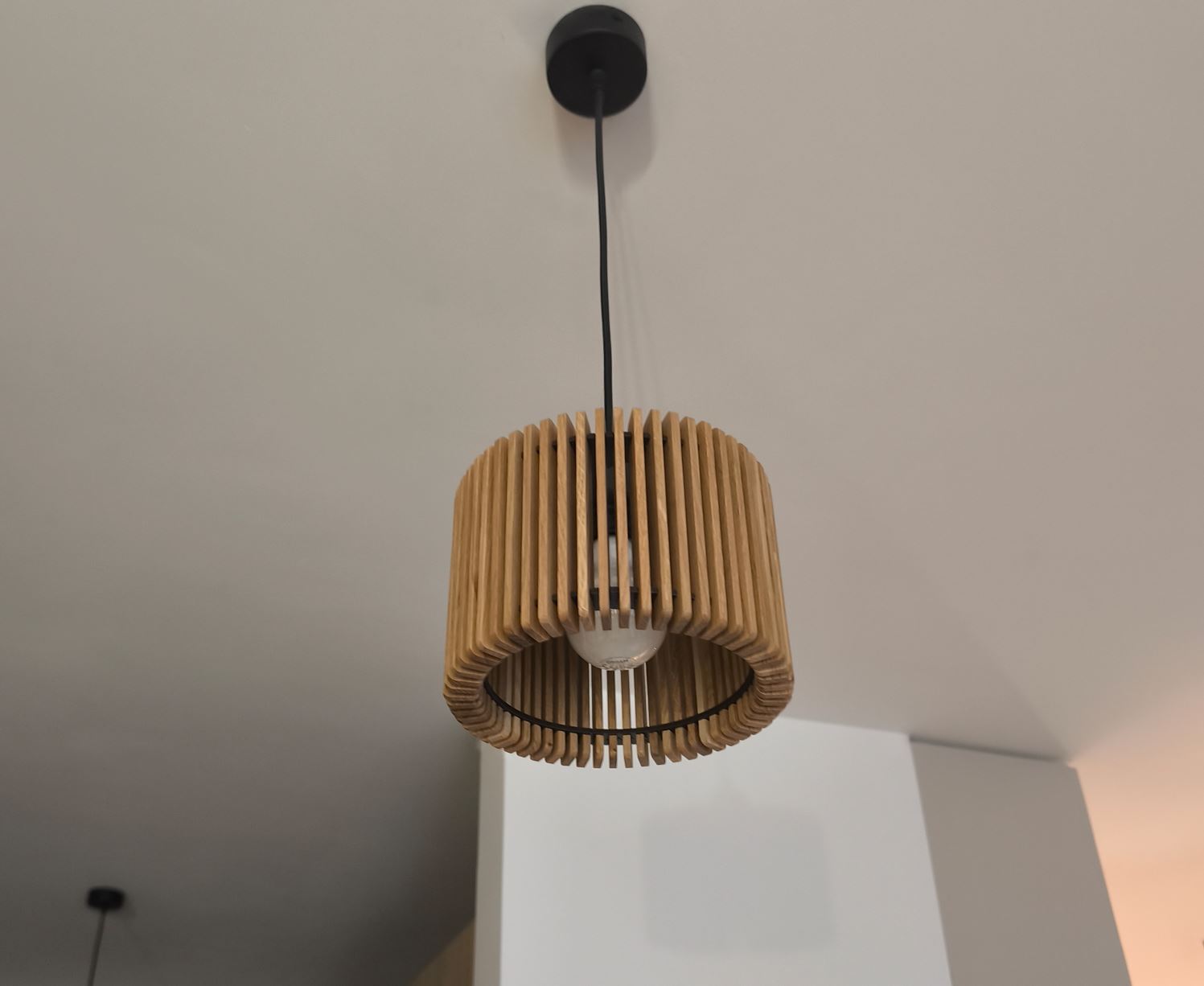 lampa dębowa średnicy 19cm