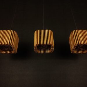 Lampa loft do kuchni potrójna drewniana